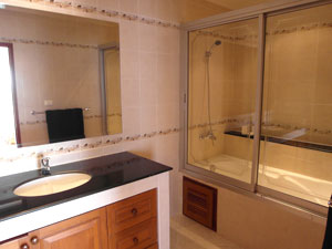 View Talay Bathroom 2