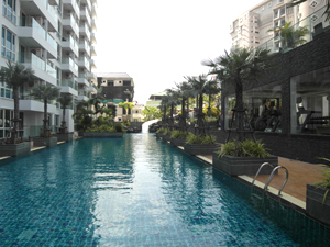 Cliff Condominium Swimming Pool