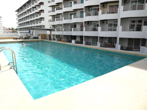 Jomtien Plaza Residence Pool