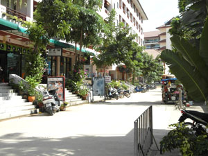 Jomtien Plaza Residence Street View