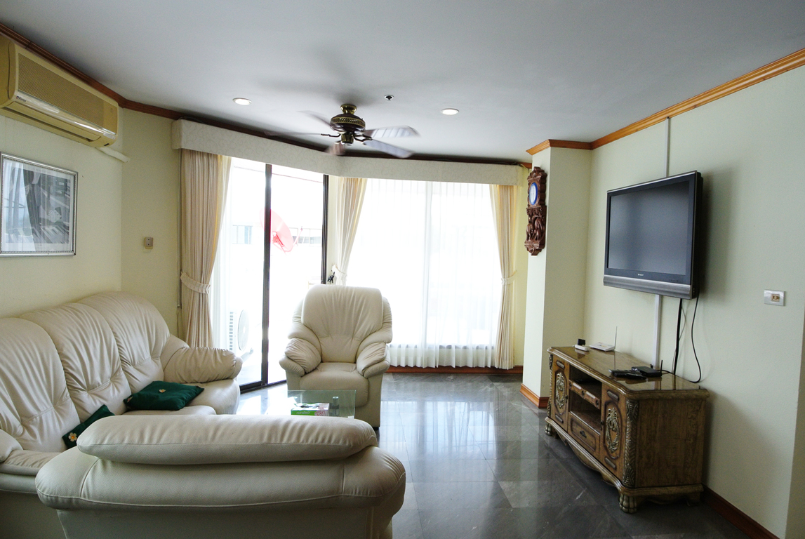 Paradise Condominium Living Room